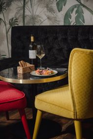 CHECKin / CHECKout #6